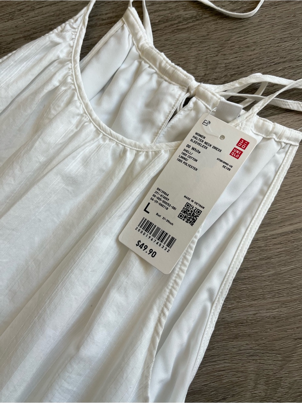 Uniqlo White Halter Neck Sleeveless Dress